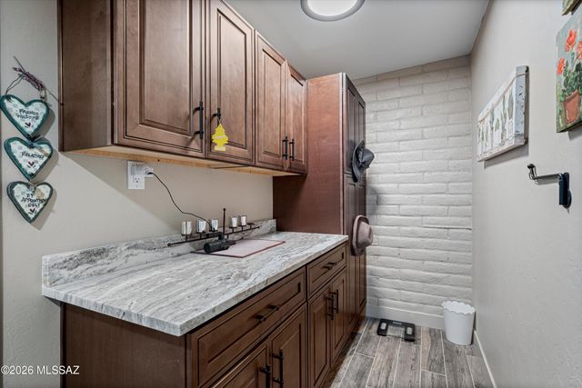 2121 N Colter, Tucson, AZ 85715