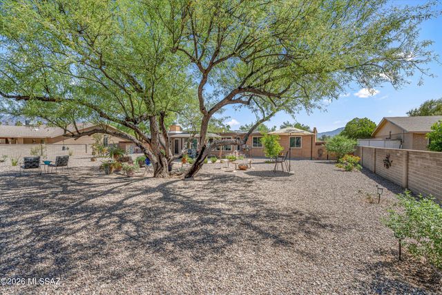 2121 N Colter, Tucson, AZ 85715