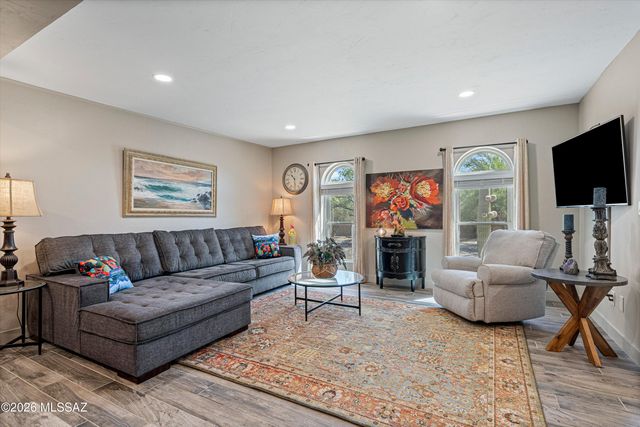 2121 N Colter, Tucson, AZ 85715