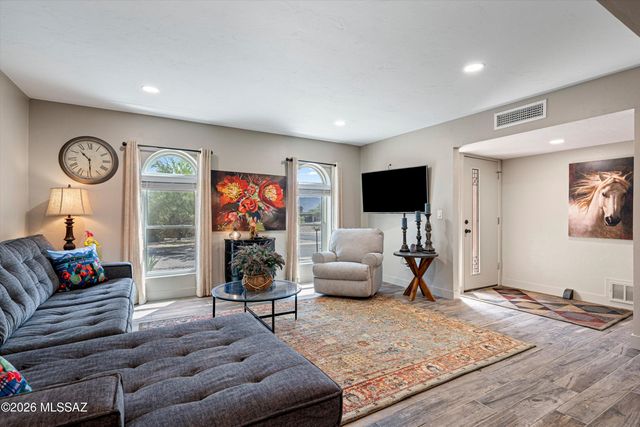 2121 N Colter, Tucson, AZ 85715