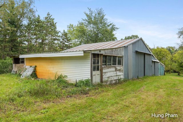 1569 S Sheridan Road, Stanton, MI 48888