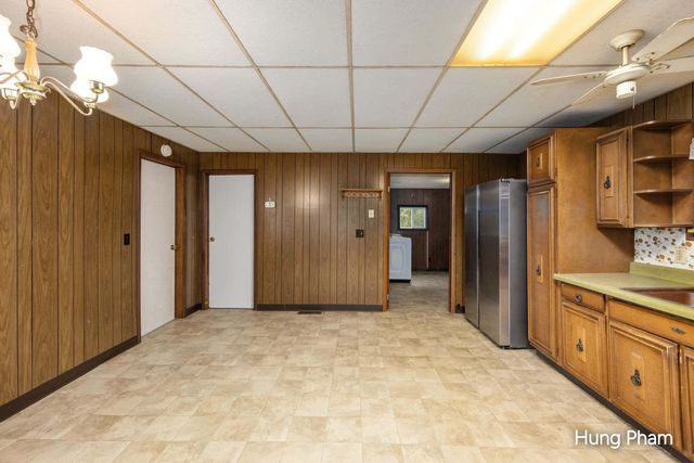 1569 S Sheridan Road, Stanton, MI 48888