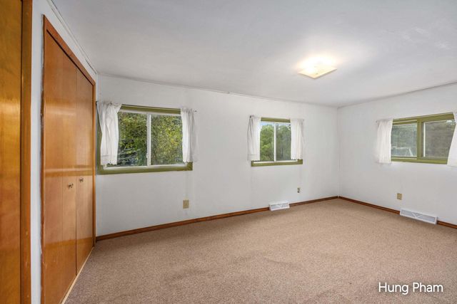 1569 S Sheridan Road, Stanton, MI 48888