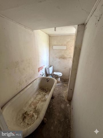 218 E ROOSEVELT BLVD, Philadelphia, PA 19120