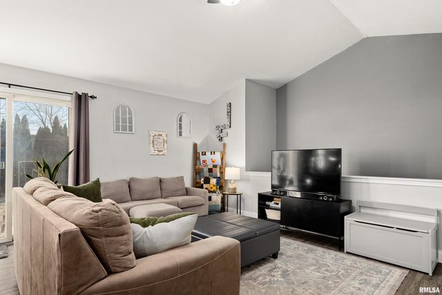 1918 STONERIDGE, Washington, IL 61571