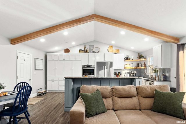 1918 STONERIDGE, Washington, IL 61571