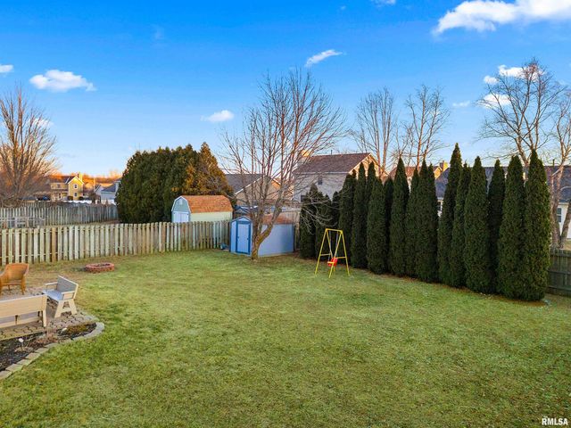 1918 STONERIDGE, Washington, IL 61571