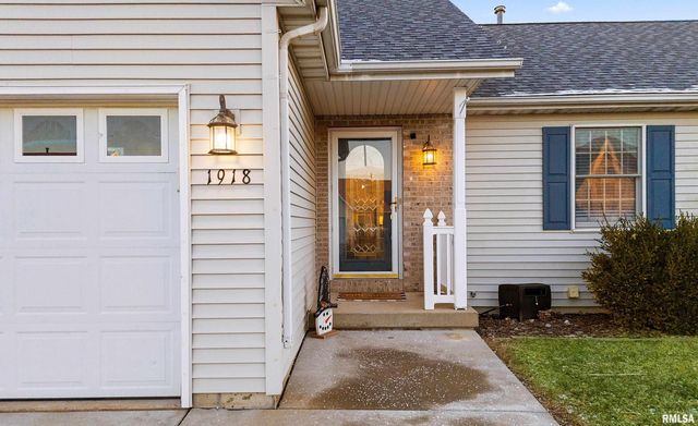 1918 STONERIDGE, Washington, IL 61571