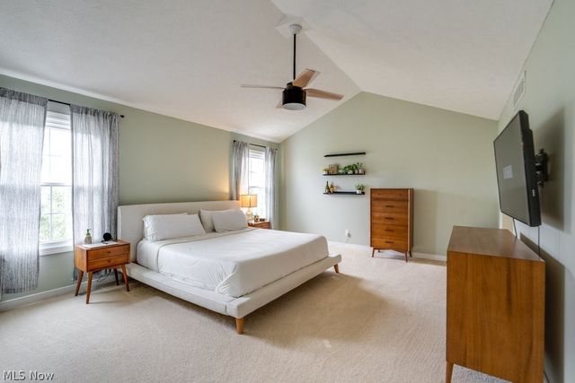 325 Fieldcrest Drive, Fairlawn, OH 44333