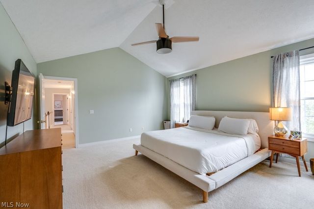 325 Fieldcrest Drive, Fairlawn, OH 44333