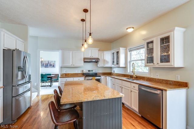 325 Fieldcrest Drive, Fairlawn, OH 44333