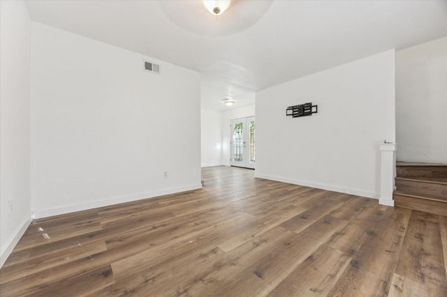 1936 Upland Drive, Houston, TX 77043