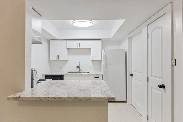 1936 Upland Drive, Houston, TX 77043