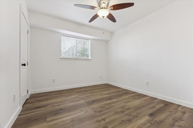 1936 Upland Drive, Houston, TX 77043