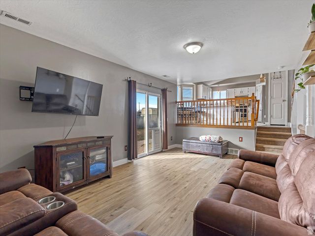 1266 E 850 N, Tooele, UT 84074