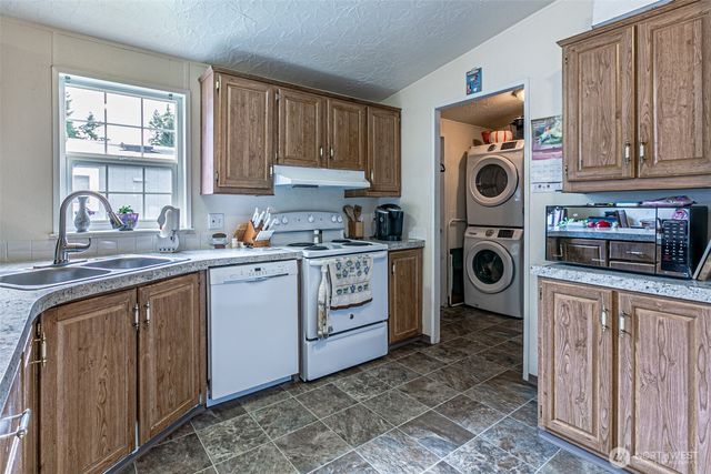 22711 91st Avenue Ct E, Graham, WA 98338
