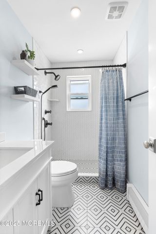 153 Wharfside Drive, Monmouth Beach, NJ 07750