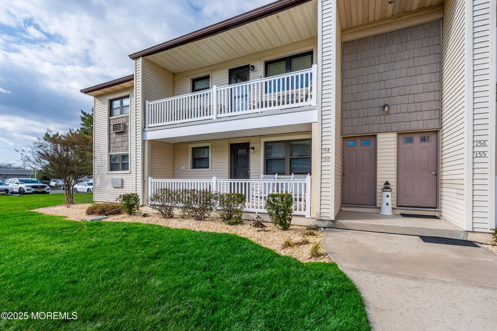 153 Wharfside Drive, Monmouth Beach, NJ 07750