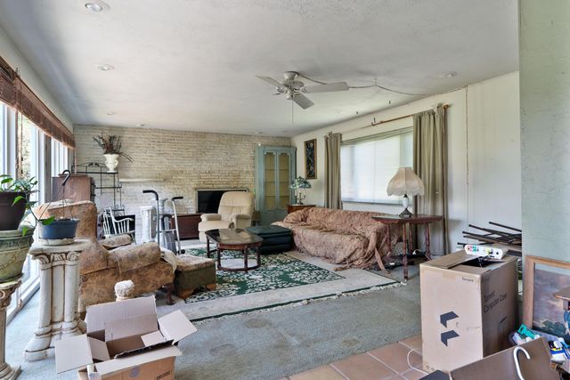 1479 Devonhurst Drive, Columbus, OH 43232