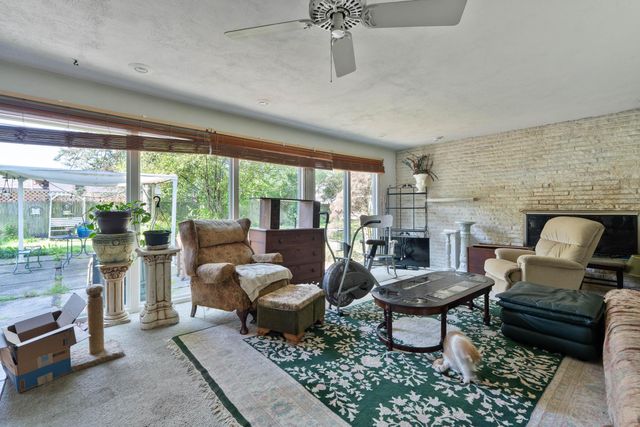 1479 Devonhurst Drive, Columbus, OH 43232