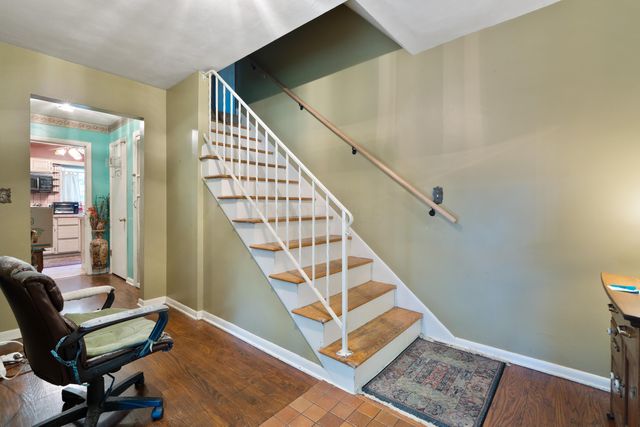 1479 Devonhurst Drive, Columbus, OH 43232