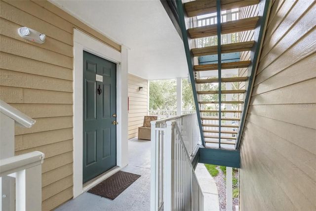 4107 CHATHAM OAK COURT 313, Tampa, FL 33624