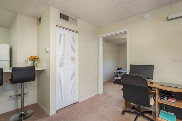 4107 CHATHAM OAK COURT 313, Tampa, FL 33624