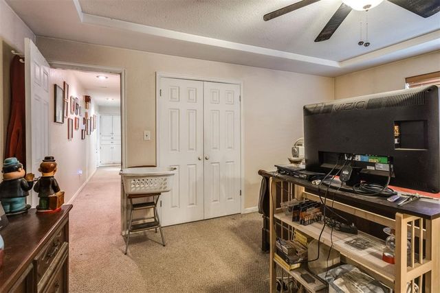 32 Danfield Drive, Oklahoma City, OK 73149