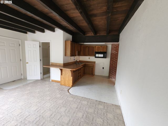 81029 LOST CREEK Rd, Dexter, OR 97431