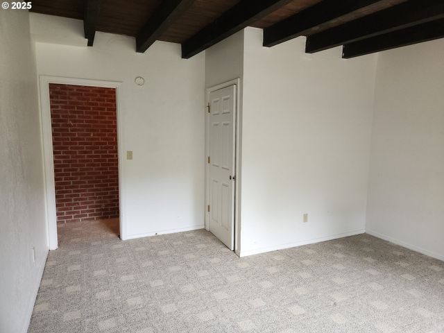 81029 LOST CREEK Rd, Dexter, OR 97431