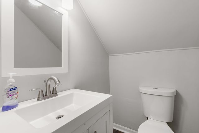 7345 Northcote Avenue, Hammond, IN 46324