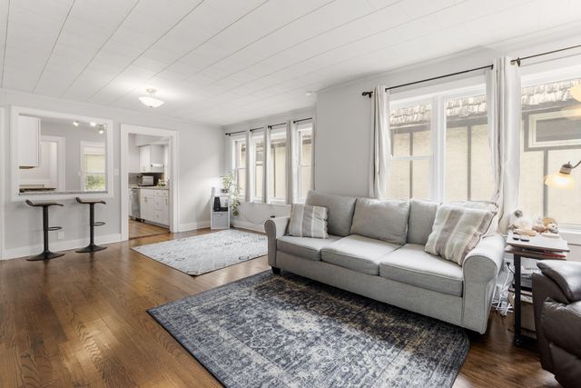 7345 Northcote Avenue, Hammond, IN 46324