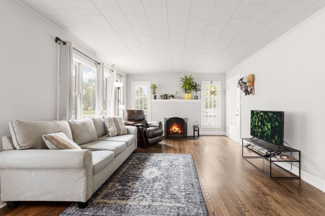 7345 Northcote Avenue, Hammond, IN 46324