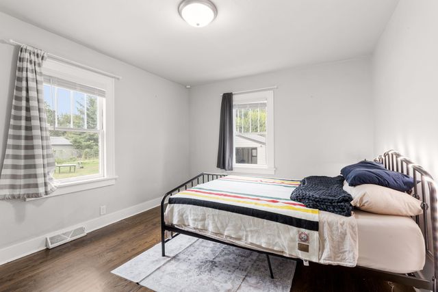 7345 Northcote Avenue, Hammond, IN 46324