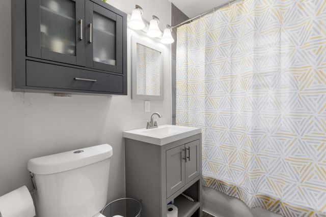 7345 Northcote Avenue, Hammond, IN 46324