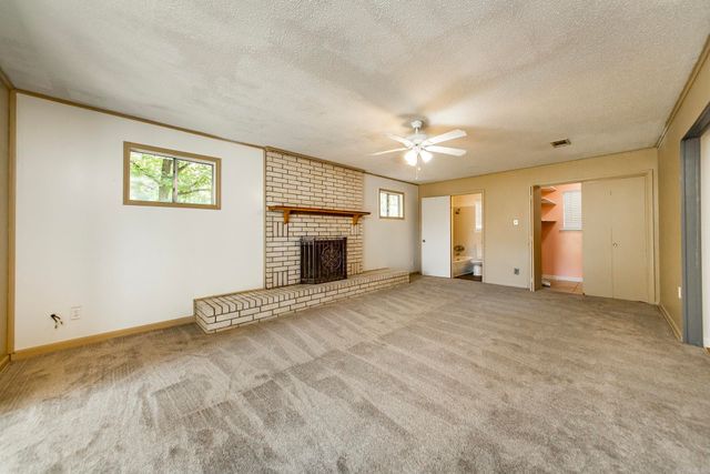 59 Wesley Dr, Sherwood, AR 72120