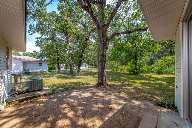 59 Wesley Dr, Sherwood, AR 72120