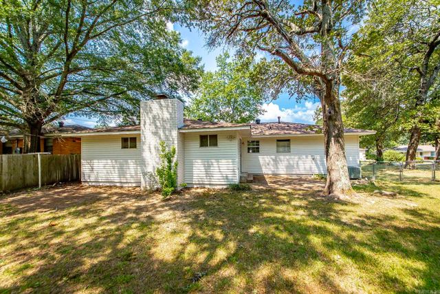 59 Wesley Dr, Sherwood, AR 72120