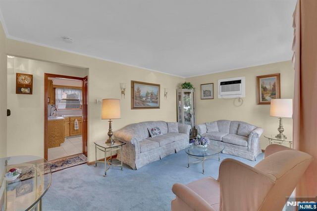 13 Wonham Street, Clifton, NJ 07013