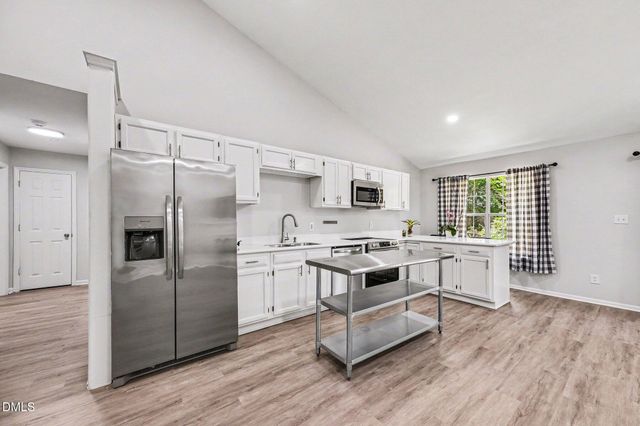 313 Steeple Road, Holly Springs, NC 27540
