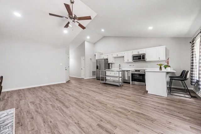 313 Steeple Road, Holly Springs, NC 27540