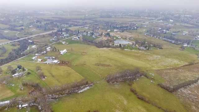 733 Richmond Rd Loop 1, Lancaster, KY 40444