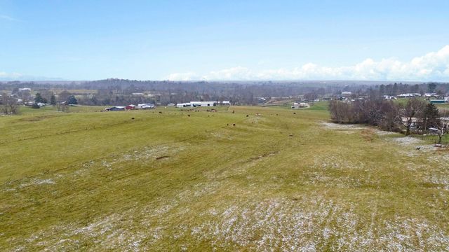 733 Richmond Rd Loop 1, Lancaster, KY 40444