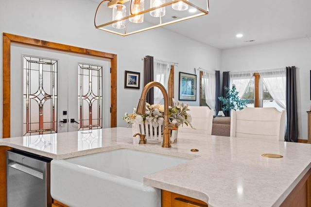 733 Richmond Rd Loop 1, Lancaster, KY 40444