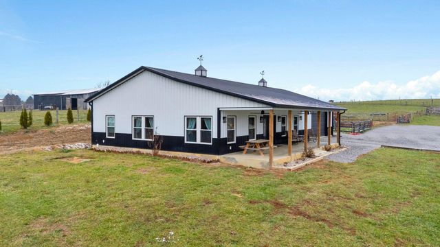 733 Richmond Rd Loop 1, Lancaster, KY 40444