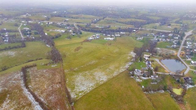 733 Richmond Rd Loop 1, Lancaster, KY 40444