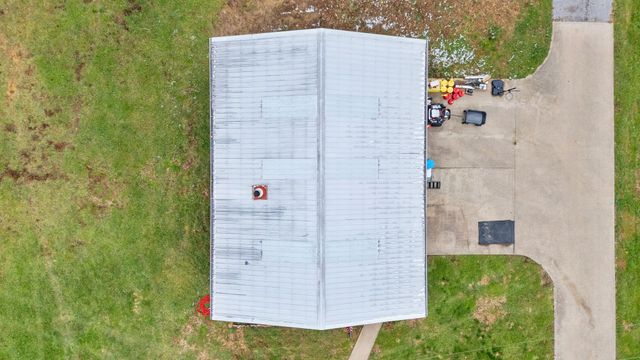 733 Richmond Rd Loop 1, Lancaster, KY 40444