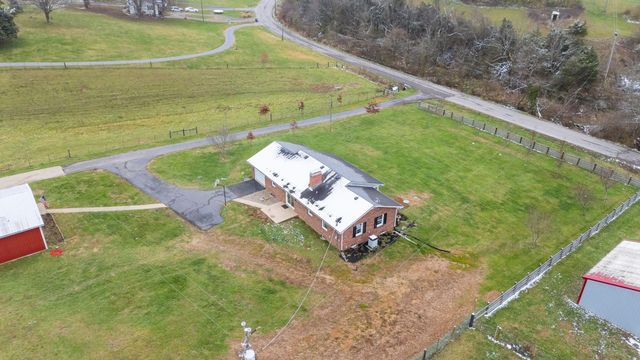 733 Richmond Rd Loop 1, Lancaster, KY 40444