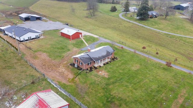 733 Richmond Rd Loop 1, Lancaster, KY 40444