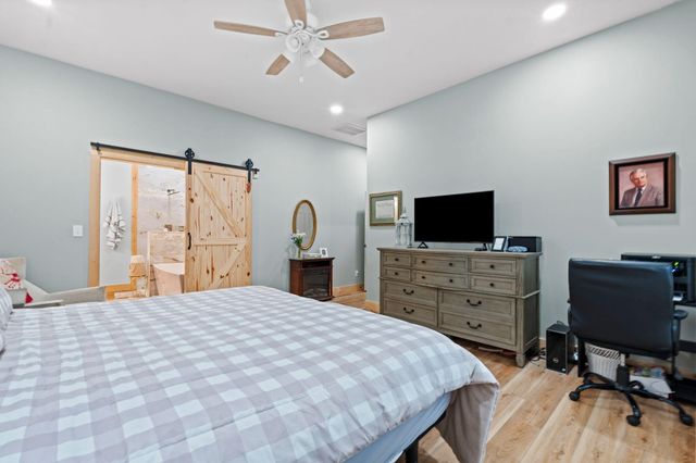 733 Richmond Rd Loop 1, Lancaster, KY 40444